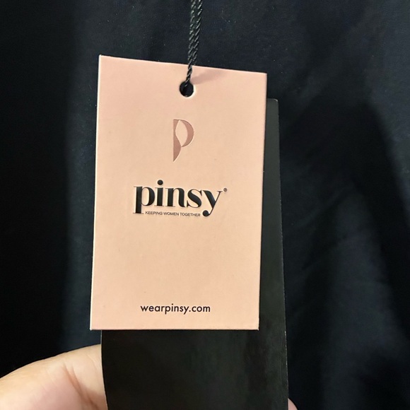 🆕 PINSY Scoop Tank Hourglass Shapewear Thong
Bodysuit Black S🆕 - Picture 12 of 13